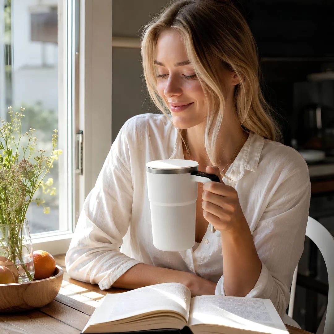 TAZA MEZCLADORA MAGNÉTICA AUTOMÁTICA Y RECARGABLE - TAZA INTELIGENTE AGITADORA PARA CAFÉ Y BEBIDAS